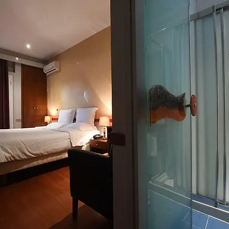 Hotel Ephira 3*