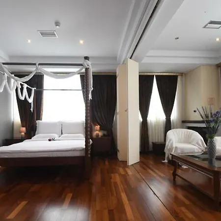 Hotel Ephira 3*